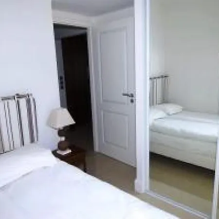 Stunning 2 Bed On The Seafront Of In A High Class Secure Building With Swimming Pool 463 Διαμέρισμα Κάννες