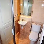 Stunning 2 Bed On The Seafront Of In A High Class Secure Building With Swimming Pool 463 Apartamento
